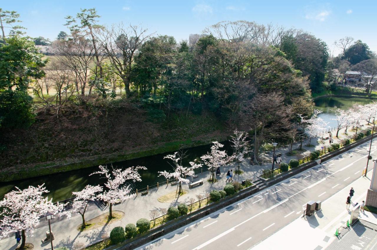 Kkr Hotel Kanazawa Bagian luar foto